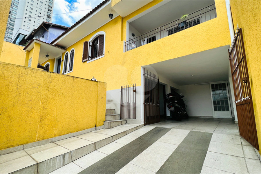 Sobrado à venda com 3 quartos em Santana, São Paulo, SP