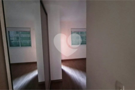 Apartamento à venda com 3 quartos, sendo 2 suítes, em Santa Teresinha, São Paulo, SP