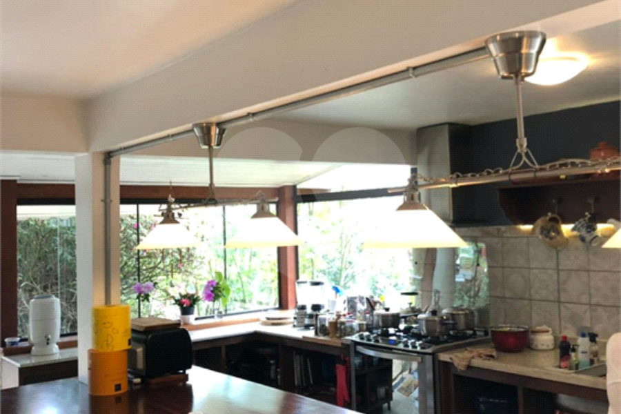 Casa Térrea à venda com 4 quartos, sendo 1 suíte, em Roseira, Mairiporã, SP