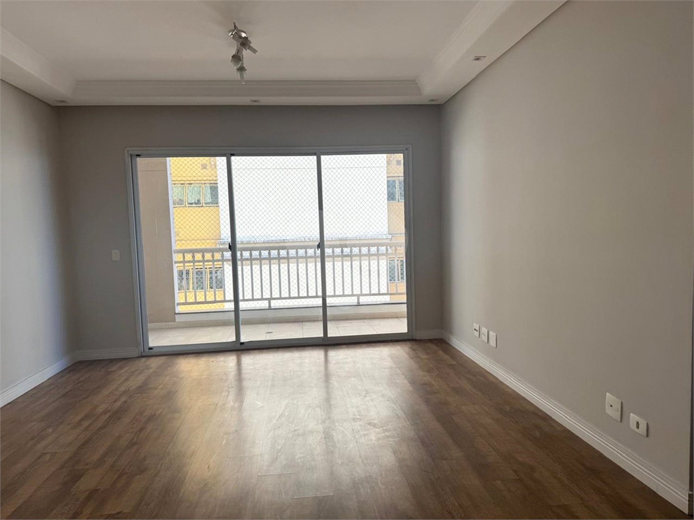 Apartamento à venda com 3 quartos, sendo 1 suíte, em Jardim São Paulo(zona Norte), São Paulo, SP