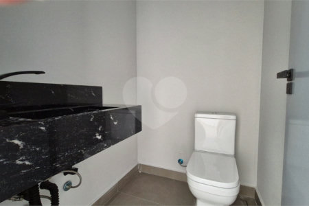 Casa à venda com 4 suítes no condomínio Alphaville Nova Esplanada 1, Votorantim - SP