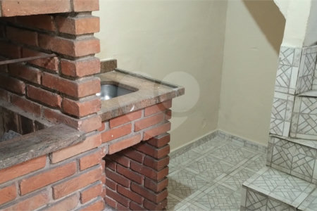 Sobrado à venda com 4 quartos, sendo 1 suíte, em Vila Nivi, São Paulo, SP