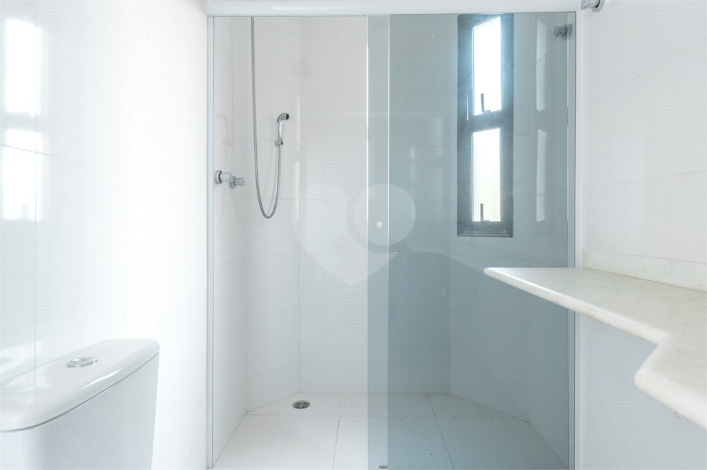 Duplex à venda com 6 quartos, sendo 4 suítes, em Alto de Pinheiros, São Paulo, SP