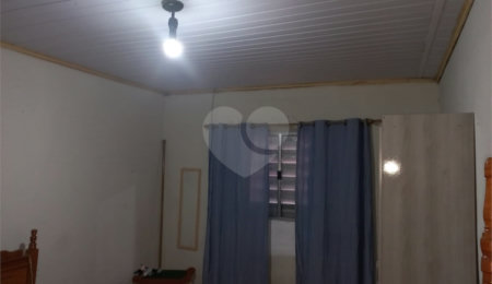 Casa Térrea à venda com 3 quartos em Vila Nivi, São Paulo, SP