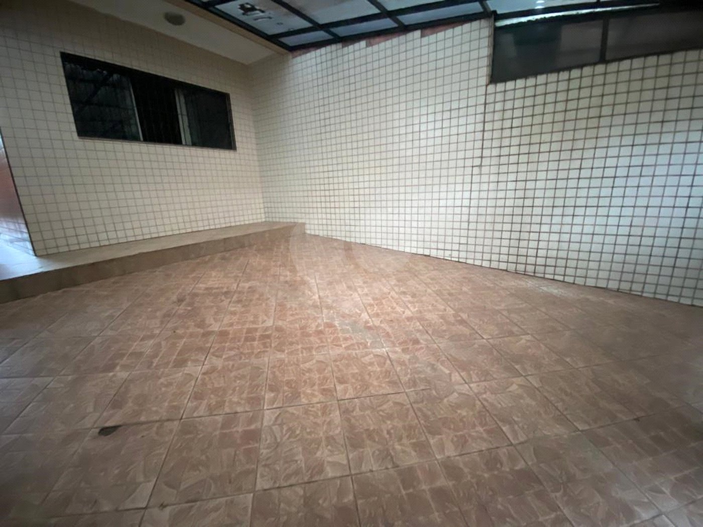 Casa à venda com 3 quartos, sendo 1 suíte, em Vila Valença, São Vicente, SP
