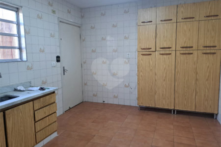 Sobrado à venda com 3 quartos em Campo Belo, São Paulo, SP