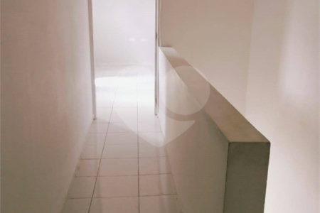 Casa Térrea à venda com 2 suítes em Jardim São Francisco, Mogi das Cruzes, SP
