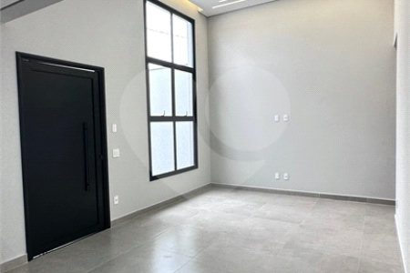 Casa Térrea à venda com 3 quartos, sendo 1 suíte, em Jardim Bom Sucesso, Indaiatuba, SP