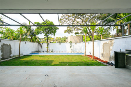 Casa à venda com 4 suítes no condomínio Premiere, São Paulo - SP