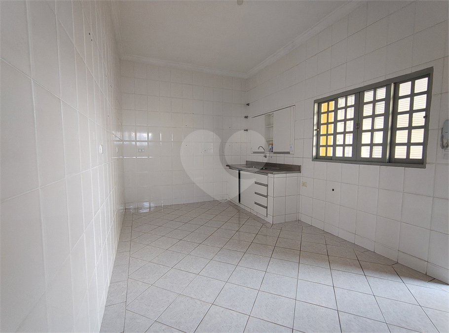 Casa à venda com 3 quartos, sendo 1 suíte, em Vila Assis, Sorocaba, SP