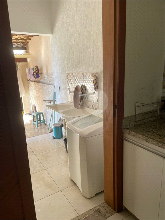 Casa à venda com 6 quartos, sendo 2 suítes, em Novo Eldorado, Contagem, MG