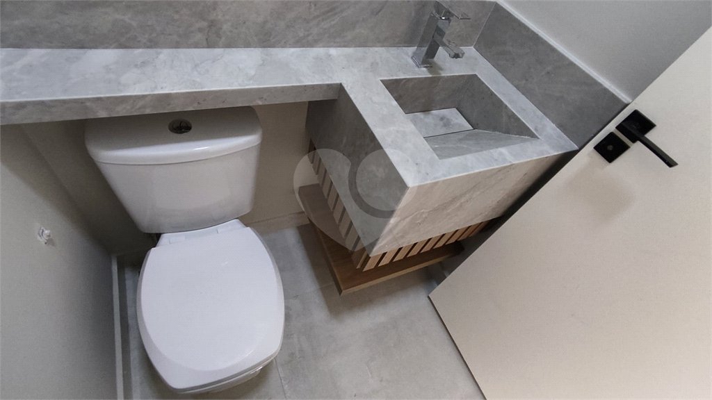 Casa à venda com 3 suítes no condomínio Residencial Viena, Indaiatuba - SP