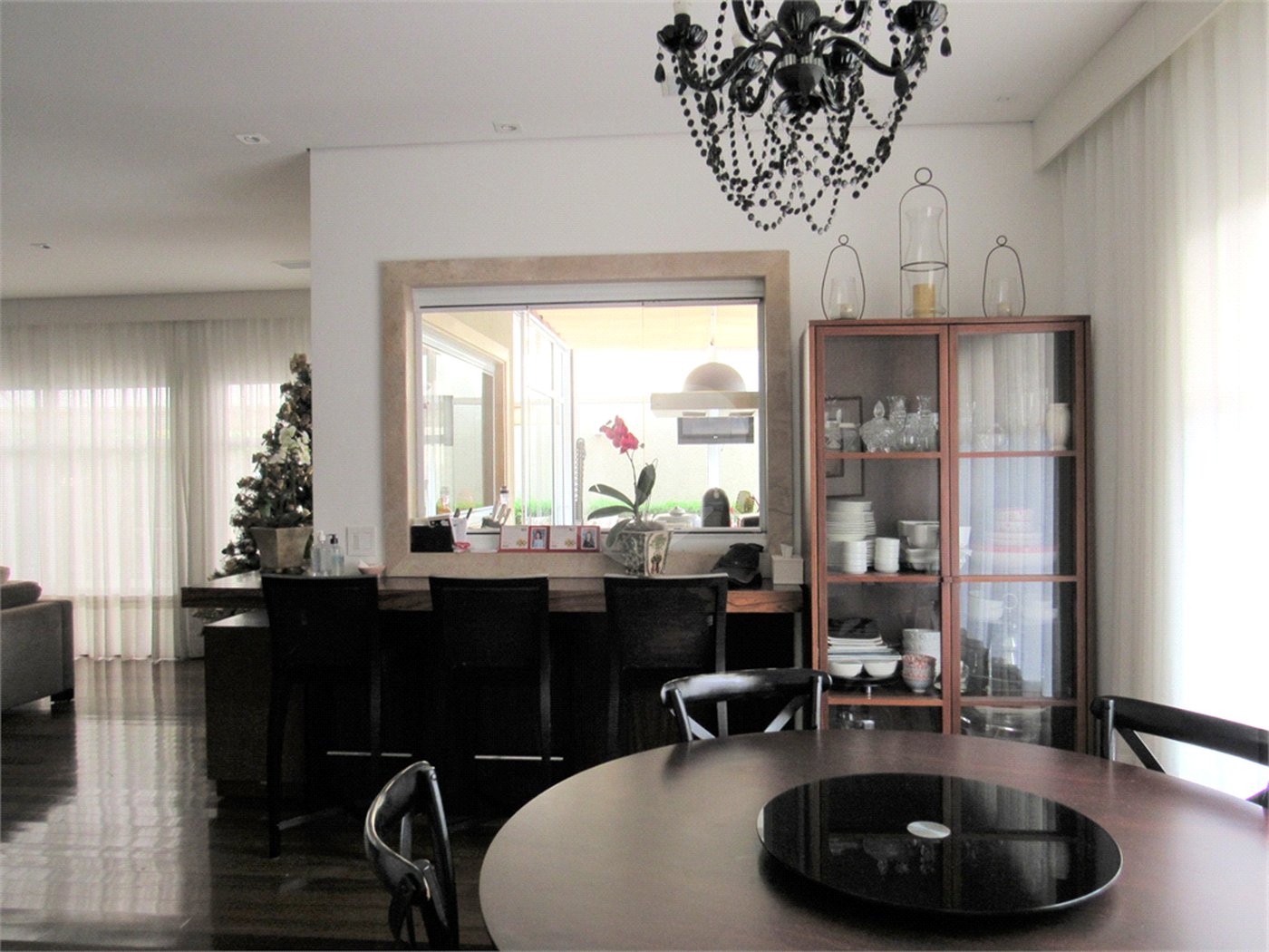 Casa à venda com 4 suítes no condomínio Dolce Villa, São Paulo - SP