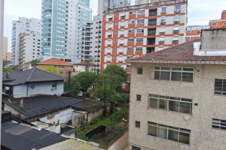 Apartamento Amplo a Apenas 120 Metros da Praia – Localização Privilegiada na Ponta da Praia!