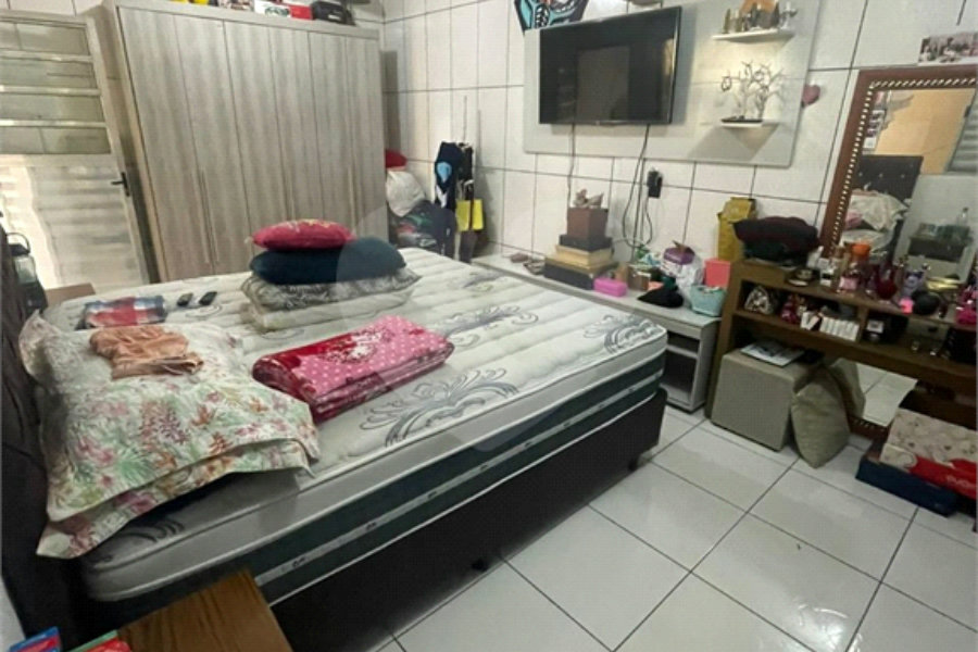 Casa de Vila à venda com 3 quartos, sendo 1 suíte,  em PARQUE EDU CHAVES, São Paulo, SP