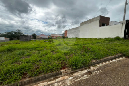 Terreno à venda em Portal dos Pinheiros II, Itapetininga, SP