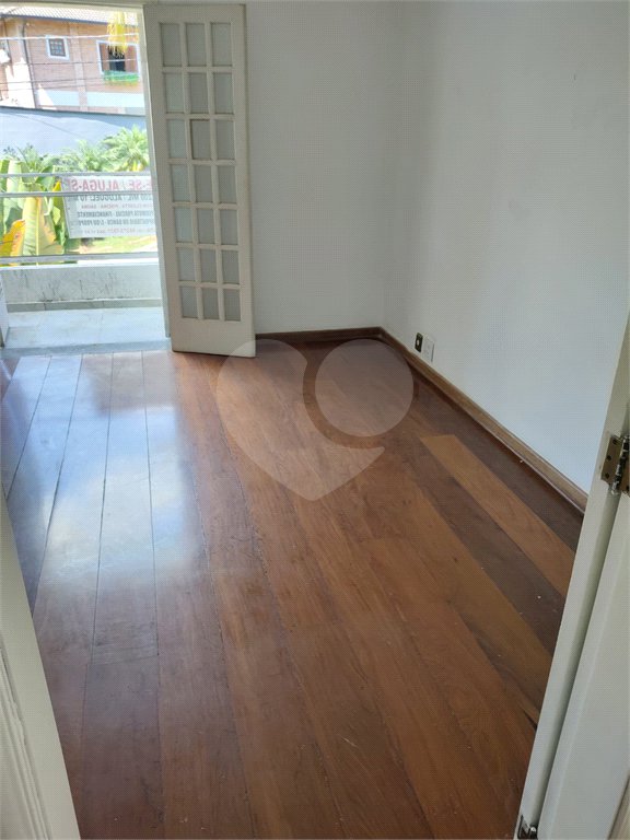 Casa à venda com 4 suítes no condomínio Estância Marambaia, Vinhedo - SP
