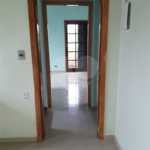 Casa à venda com 3 quartos, sendo 2 suítes, no condomínio Residencial Jardim Lago da Cantareira, Mairiporã - SP