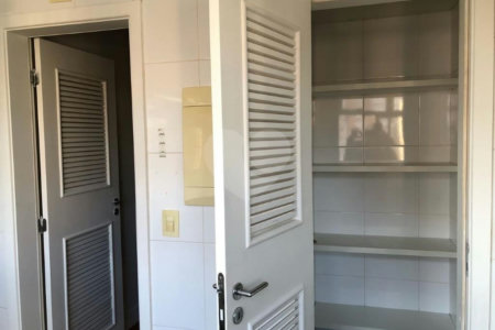 Apartamento à venda com 3 suítes em Vila Suzana, São Paulo, SP