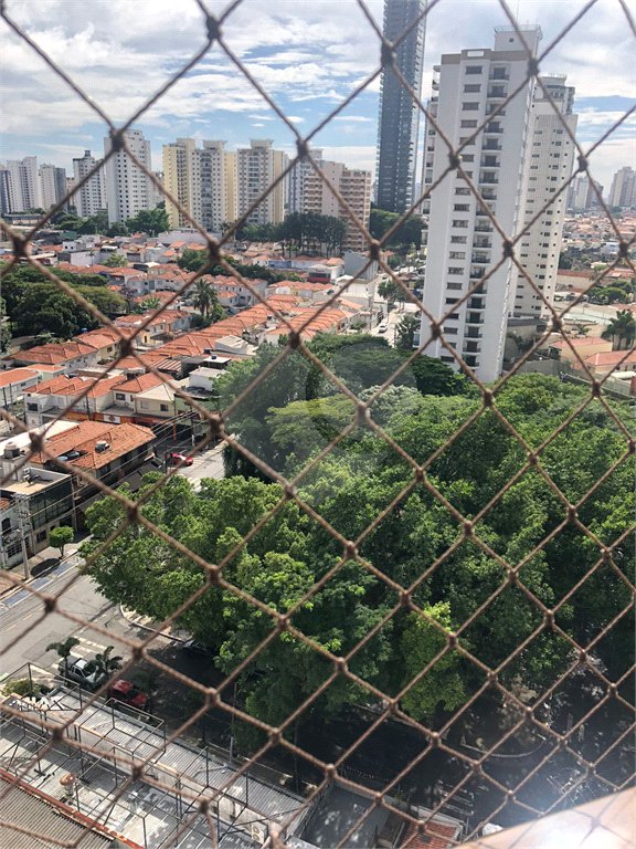 Apartamento na Região do Anália Franco Próximo ao Shopping com 3 Dormitórios sendo 1 Suíte e 2 Vagas de Garagem