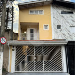 Sobrado à venda com 3 quartos, sendo 1 suíte,  em Parque dos Sabiás, Louveira, SP