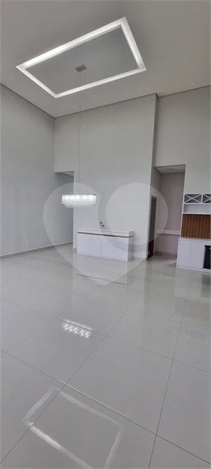 Indaiatuba - Sp - Condomínio London Park - Sol da manhã - 300 m² de terreno | 192 m² de área construída - R$ 1.990.000,00 - 03 suites - Uma residência cuidadosamente planejada para quem valoriza conforto, qualidade, tecnologia e ambientes funcionais, com acabamentos de primeira e uma arquitetur