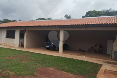 Chácara à venda com 3 quartos, sendo 1 suíte, em Chácara Flora Araraquara, Araraquara, SP
