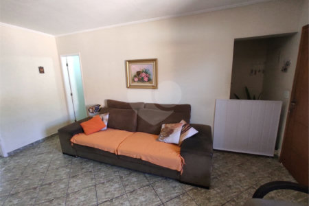 Casa à venda com 3 quartos, sendo 1 suíte,  em Jardim Santa Cecília, Guarulhos, SP