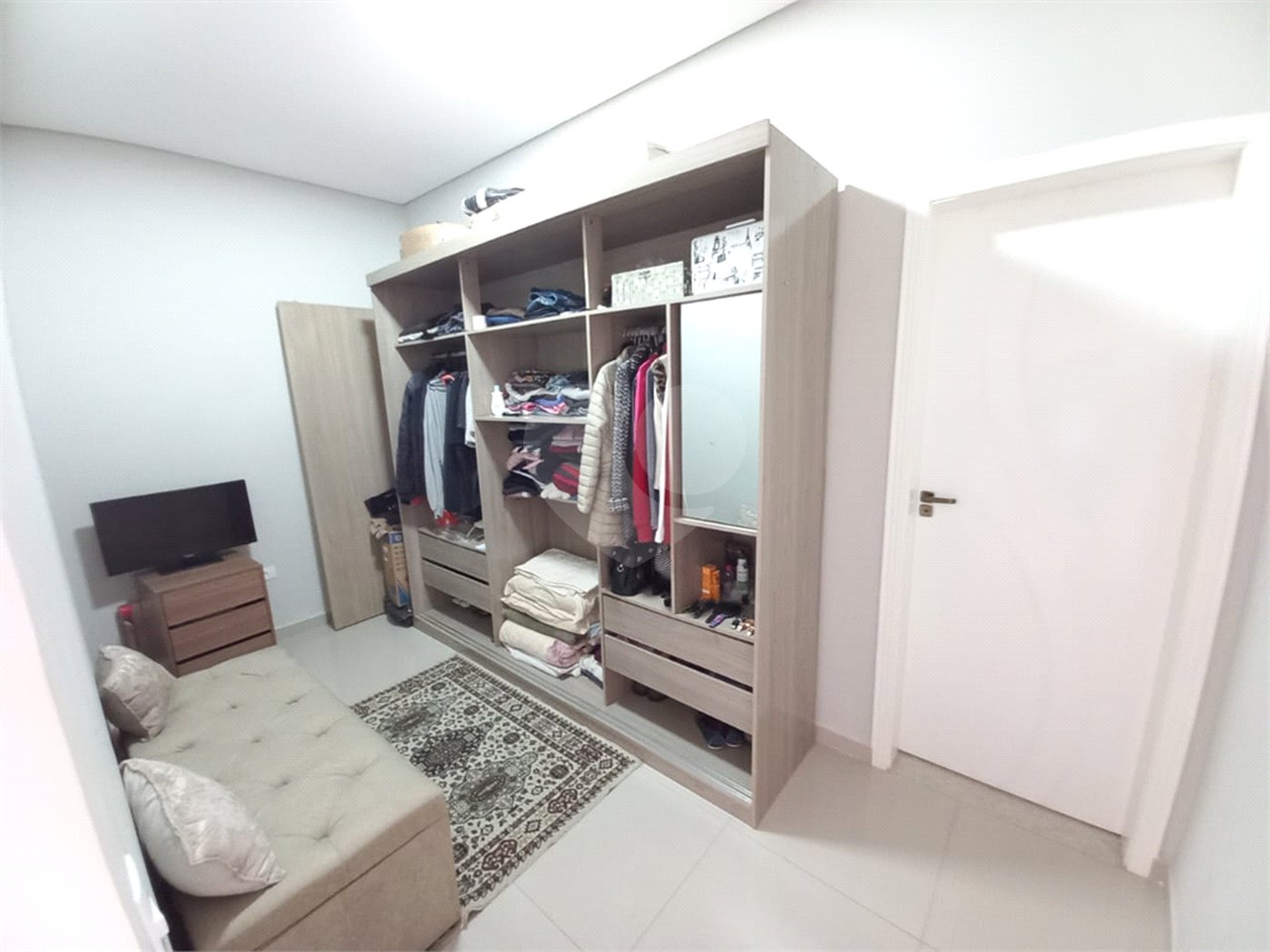 Casa à venda com 3 quartos, sendo 1 suíte,  no condomínio Villagio Milano, Sorocaba - SP