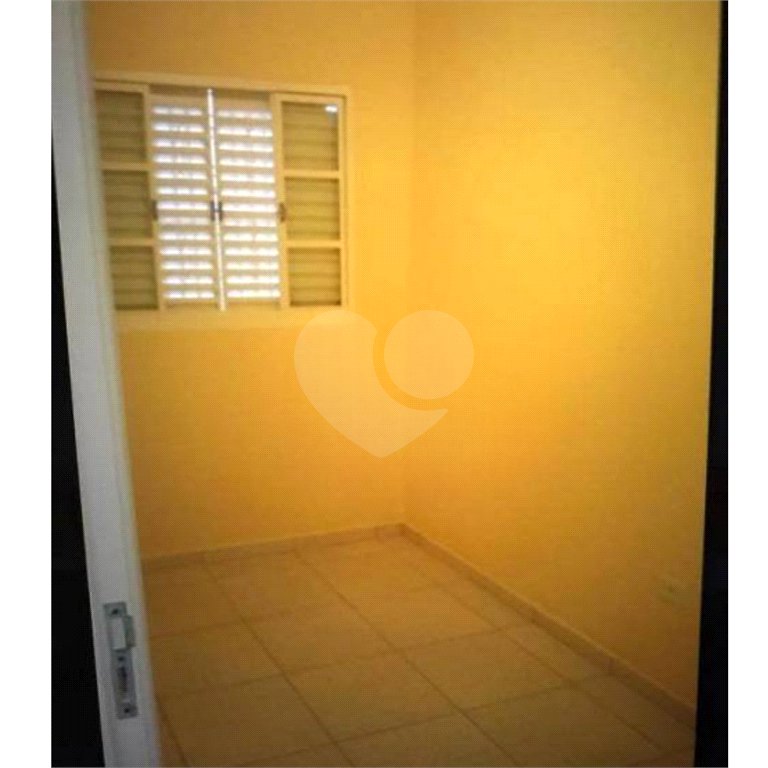 Prédio à venda com 1 quarto em Jaraguá, São Paulo, SP
