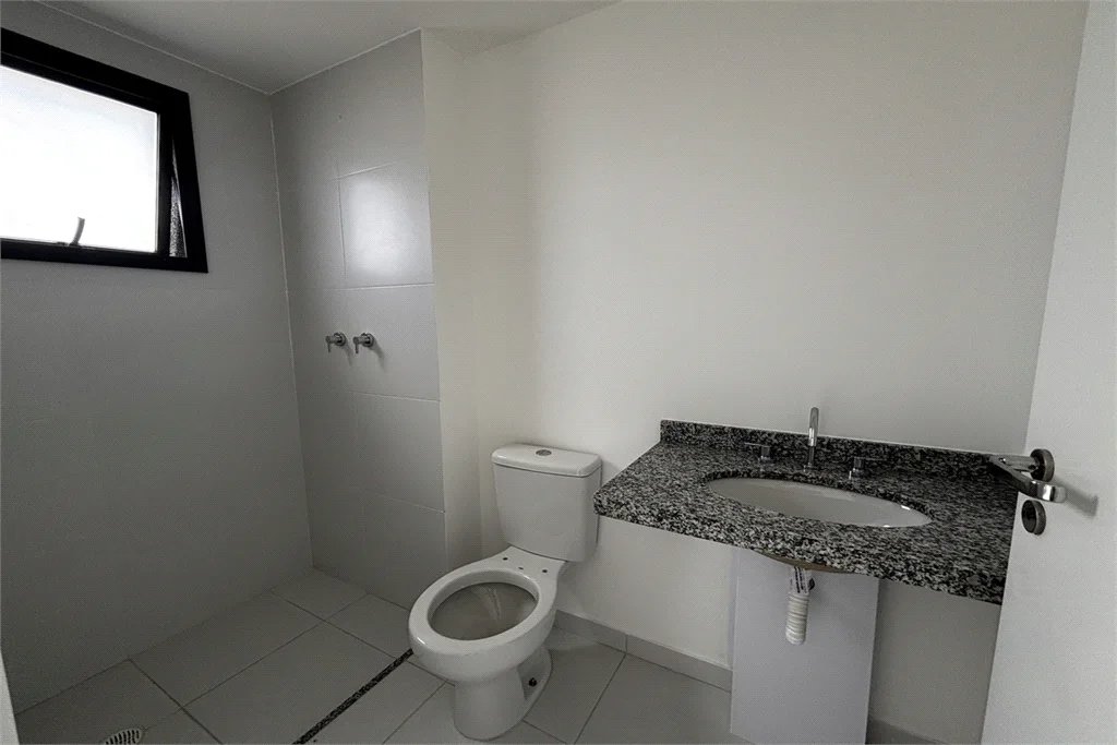 Apartamento à venda com 3 suítes em Vila Romana, São Paulo, SP
