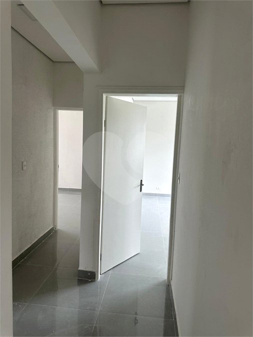 Terreno para alugar com 3 suítes no condomínio Residencial Veneza, Mogi das Cruzes - SP