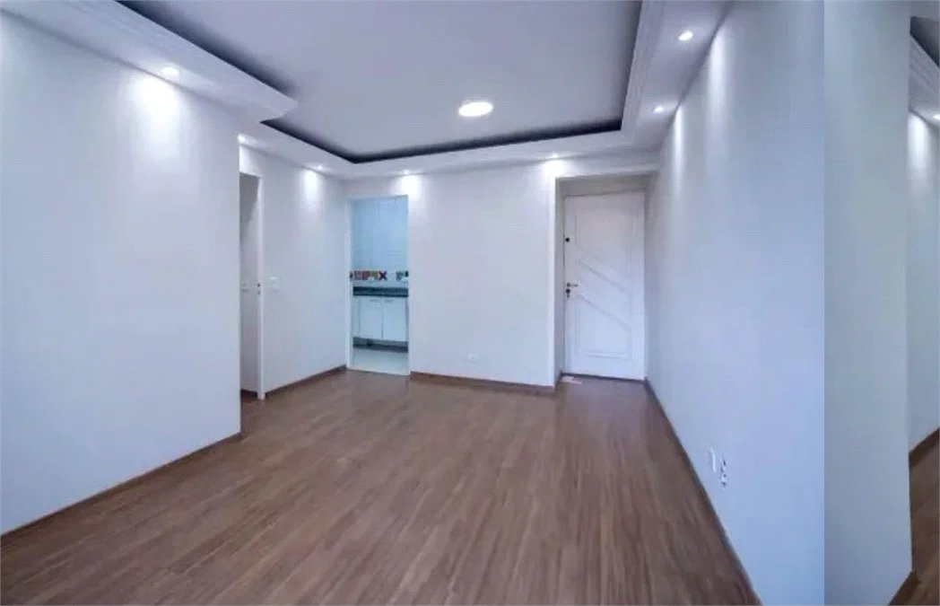Apartamento à venda com 3 quartos, sendo 1 suíte,  em Jardim Ampliação, São Paulo, SP