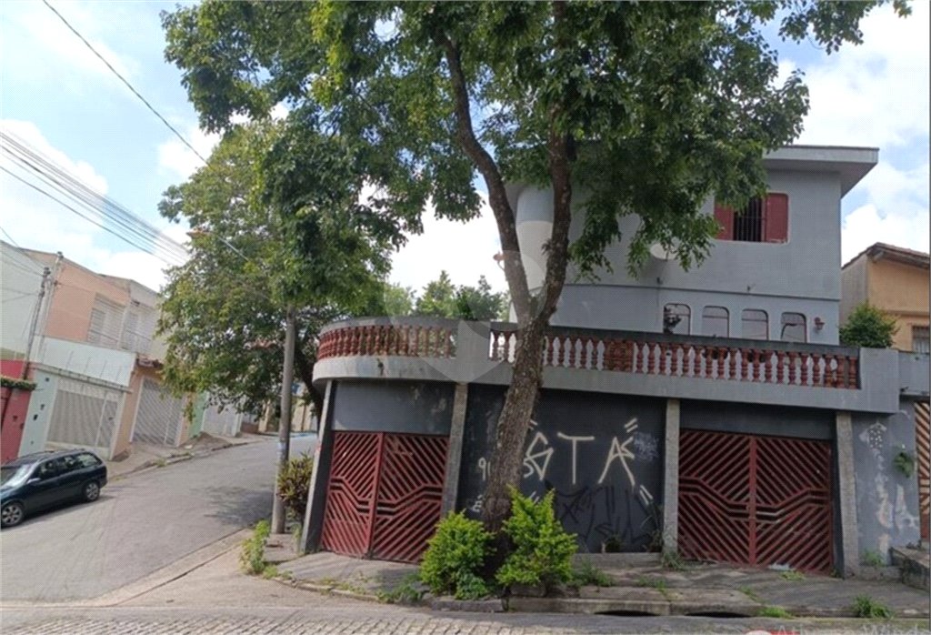 Sobrado à venda com 3 quartos em Vila Guarani, Santo André, SP