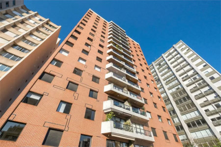 Apartamento à venda com 3 quartos, sendo 1 suíte,  em Jardim das Bandeiras, São Paulo, SP