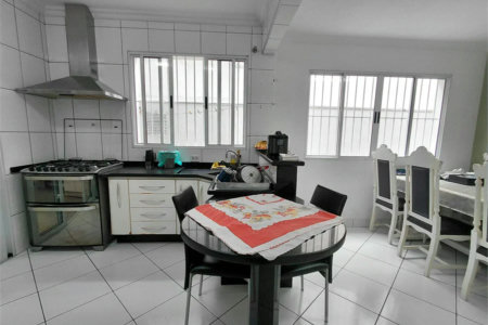 Casa à venda com 3 quartos, sendo 1 suíte, em Vila Ipojuca, São Paulo, SP