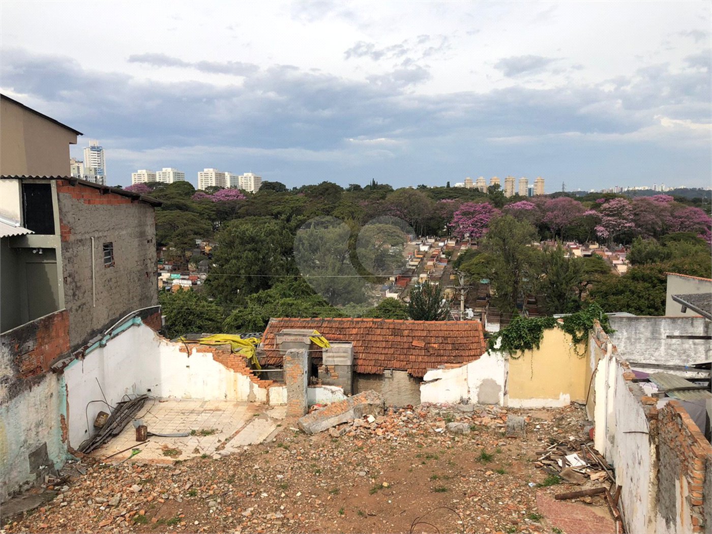 Terreno à venda em Parque da Lapa, São Paulo, SP