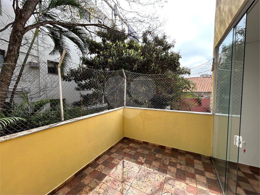 Casa de Vila para alugar com 4 suítes em Vila Romana, São Paulo, SP