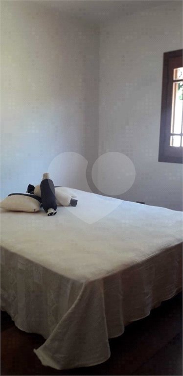 Casa à venda com 3 quartos, sendo 4 suítes,  no condomínio Alpes da Cantareira, Mairiporã - SP