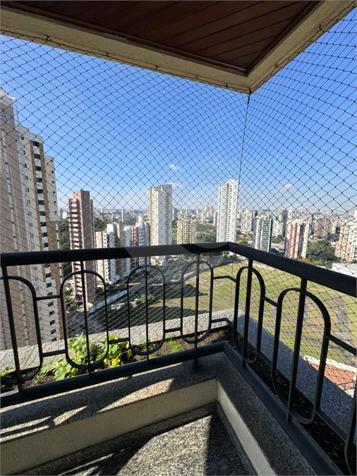 Apartamento à venda com 3 suítes em Jardim Anália Franco, São Paulo, SP