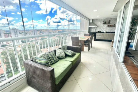 Apartamento à venda com 3 suítes em Jardim Monte Kemel, São Paulo, SP