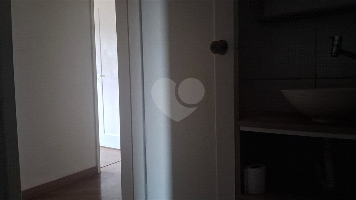 Apartamento à venda com 3 quartos, sendo 1 suíte,  em Cambuci, São Paulo, SP