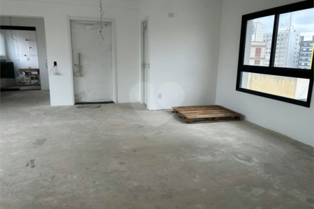 Apartamento à venda com 2 suítes em Cerqueira César, São Paulo, SP