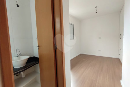 Casa para alugar com 2 suítes no condomínio Residencial Atucuri, São Paulo - SP