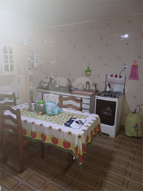Casa à venda com 4 quartos em Vila Nivi, São Paulo, SP