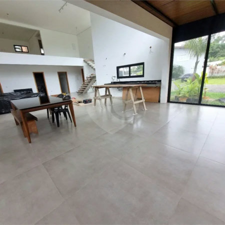 Casa na Praia com 04 Suítes - Lazer Completo no Condomínio Park Lane – Praia de Pernambuco, Guarujá