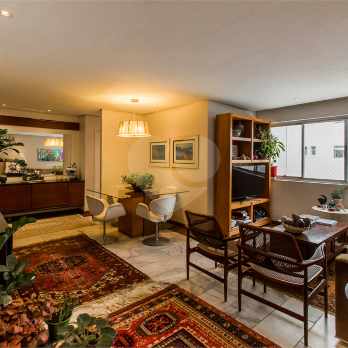 Apartamento à venda com 3 quartos, sendo 1 suíte, em Santo Amaro, São Paulo, SP