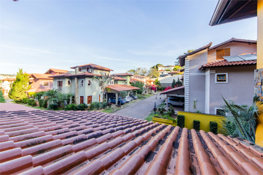 Casa à venda ou para alugar com 4 quartos, sendo 3 suítes,  no condomínio Da Serra, São Paulo - SP