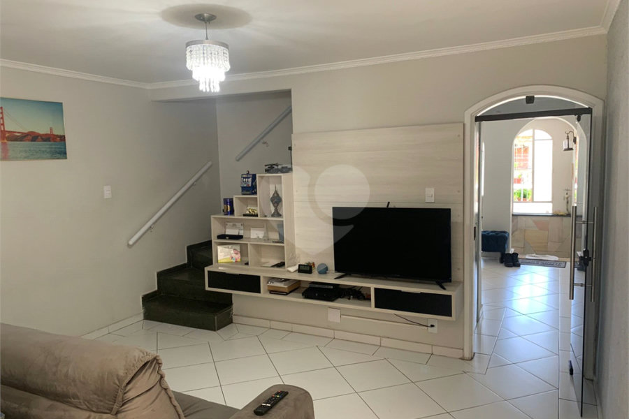 Sobrado à venda ou para alugar com 3 quartos, sendo 2 suítes, em Santana, São Paulo, SP