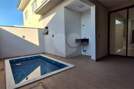Casa à venda com 3 quartos, sendo 1 suíte, no condomínio Horto Florestal 1, Sorocaba - SP